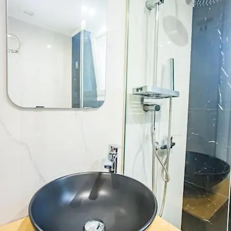 Charming In Apartment *